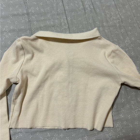 Princess Polly crop tee - Picture 2 of 4